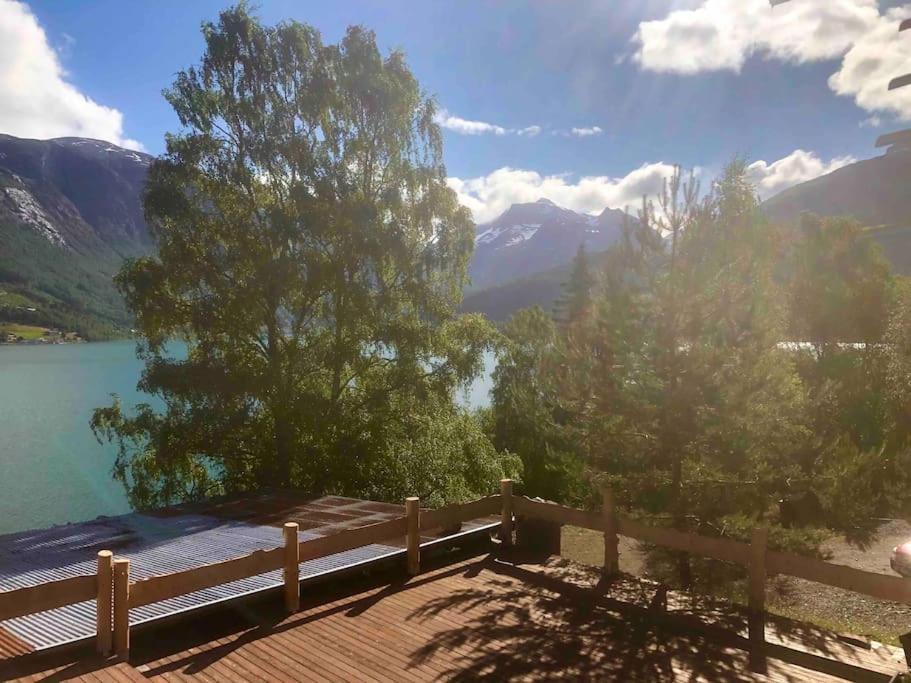 Olden By The Fjords Of Norway, Bjorkelund Appartement